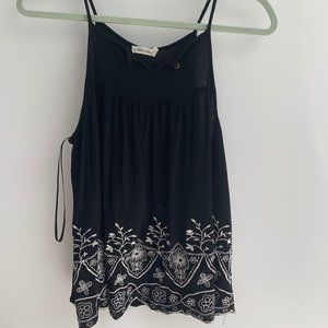 Black tank with adorable white details
